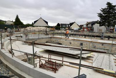 piscine en reconstruction - Agrandir l'image 4 sur 4, fenêtre modale