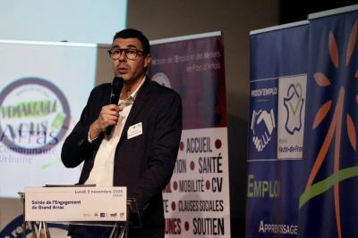 Agrandir l'image 3 sur 16, fenêtre modale