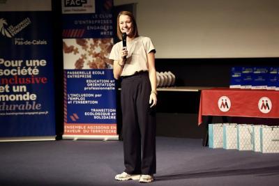 Agrandir l'image 7 sur 16, fenêtre modale