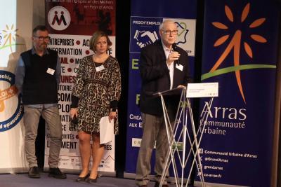 Agrandir l'image 9 sur 16, fenêtre modale