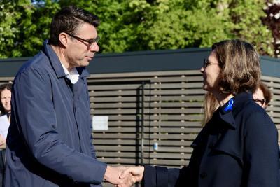 Agrandir l'image 12 sur 15, fenêtre modale